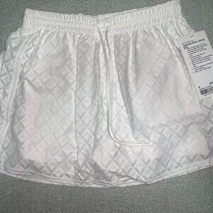 Lululemon NWT Textured Mesh High-Rise Tennis Skirt S White